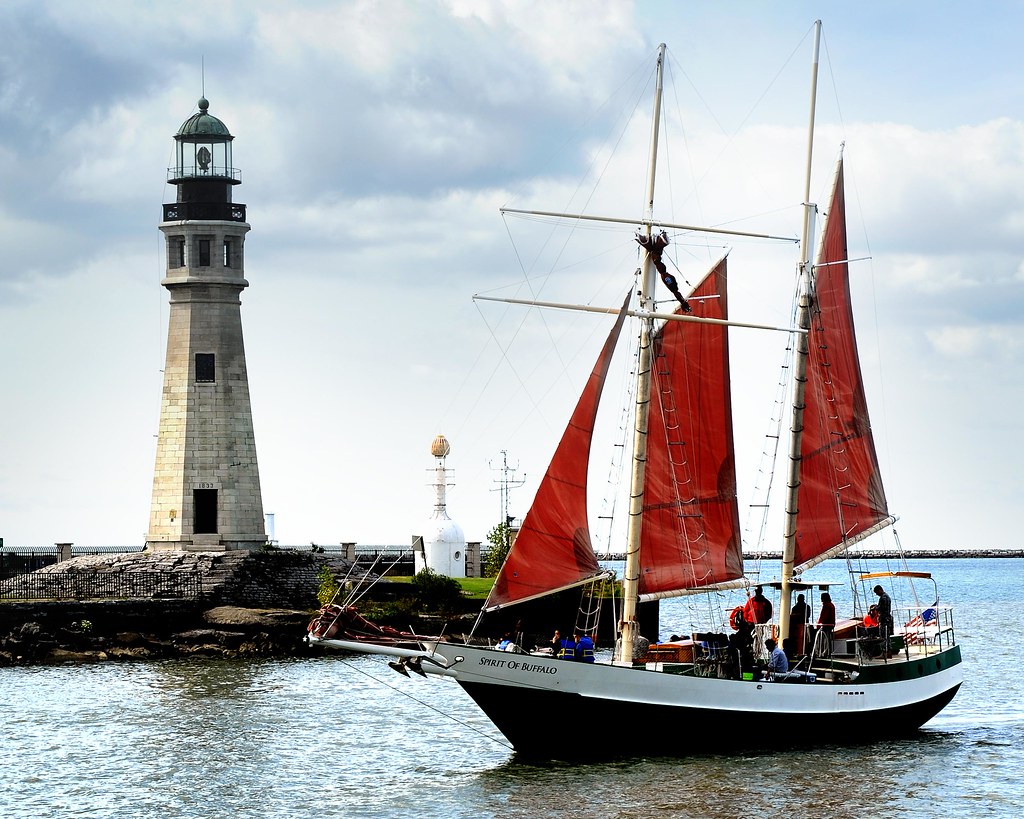 Buffalo Main Light